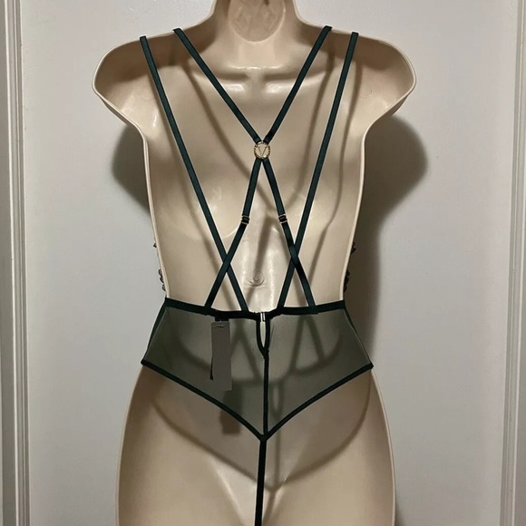 LOVE by Victoria Unlined Dark Ivy Green Plunge Strappy Lace Teddy Bodysuit - Picture 6 of 11